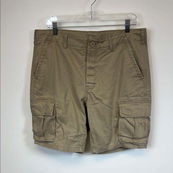 Sonoma Adaptive Men's Tan Cargo Shorts with Velcro "Zipper" Size 34 - Picture 1 of 9